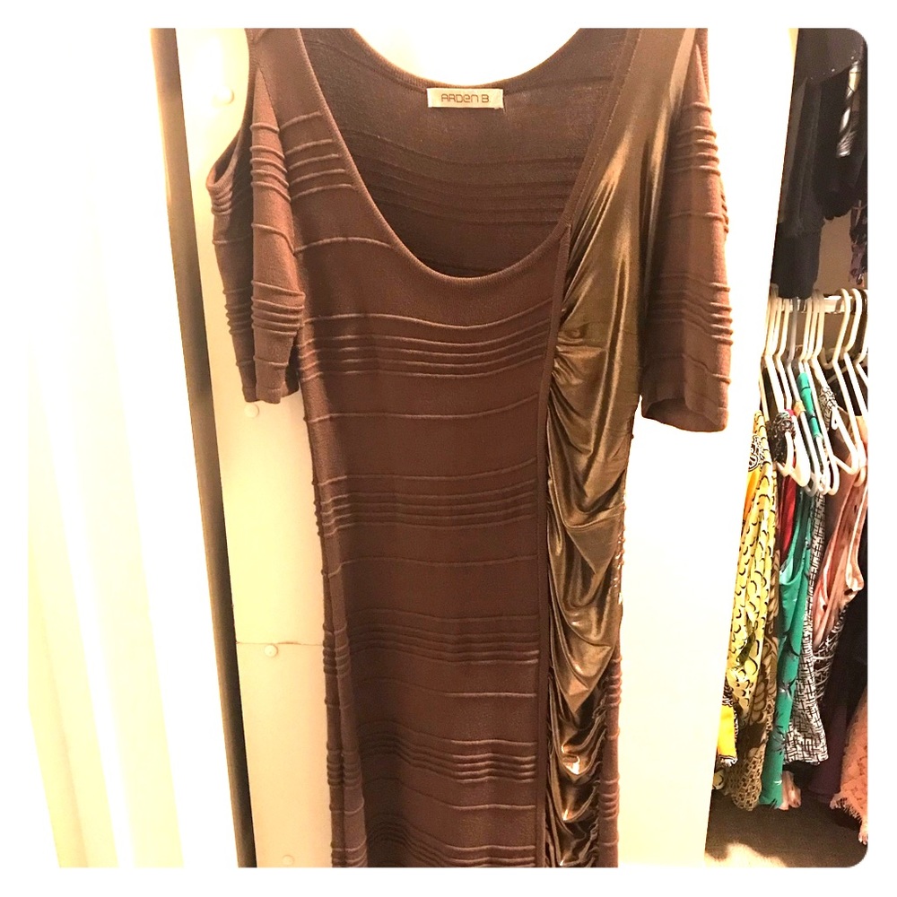 Brown, cold shoulder dress with side detail